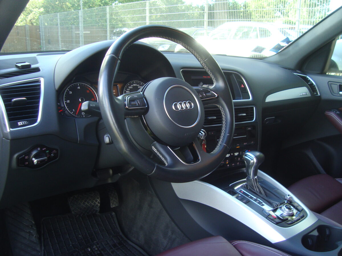Audi Q5 3.0 dīzelis AUTOMĀTS 2013g.