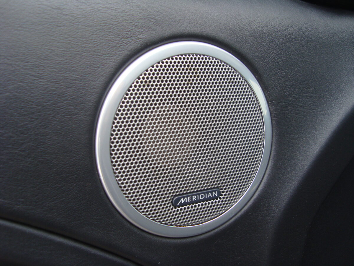 Land Rover Evoque 2.2 dīzelis AUTOMĀTS 2011g.