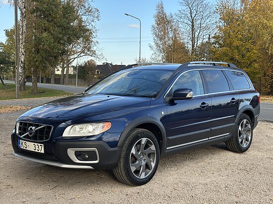 Volvo XV70 2.4 dīzelis AUTOMĀTS 2012.g.