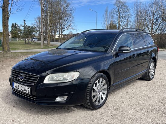 Volvo V70 2.0 dīzelis AUTOMĀTS 2014.g.