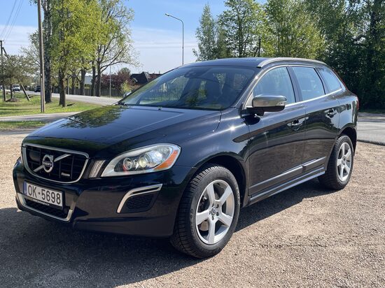 Volvo XC60 2.0 dīzelis, AUTOMĀTS, 2012.g.  