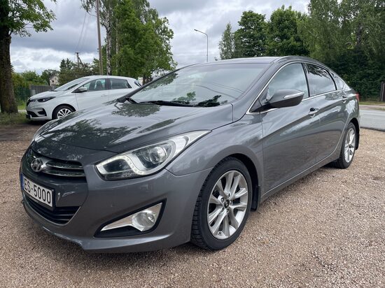Hyundai i40 2.0 dīzelis 2015.g.