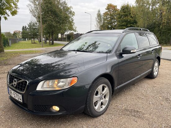 Volvo V70 2,0 dīzelis 2010.g.