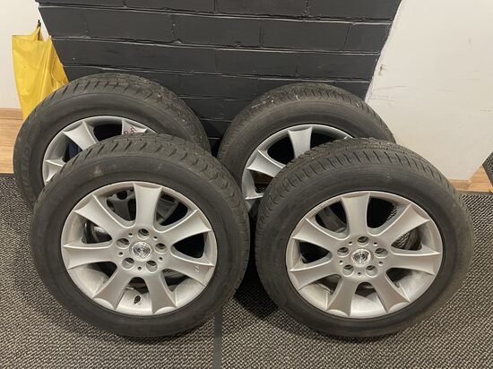 Toyota un citiem, Diski/riepas 215/55/16