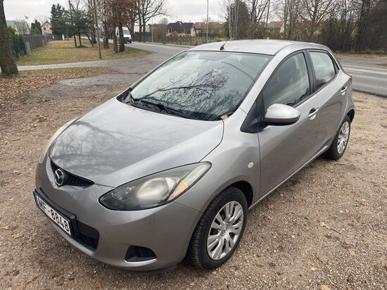 Mazda2, 1.4 benzīns 2011g.