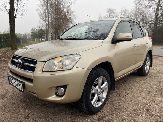 Toyota RAV4 2.0 benzīns/gāze, AUTOMĀTS, 2010.g.