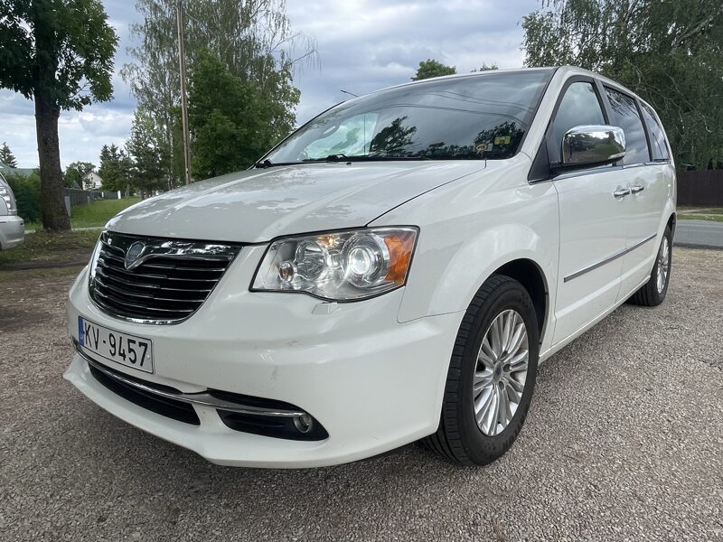 Lancia Voyager 2,8 dīzelis, AUTOMĀTS 2013g.